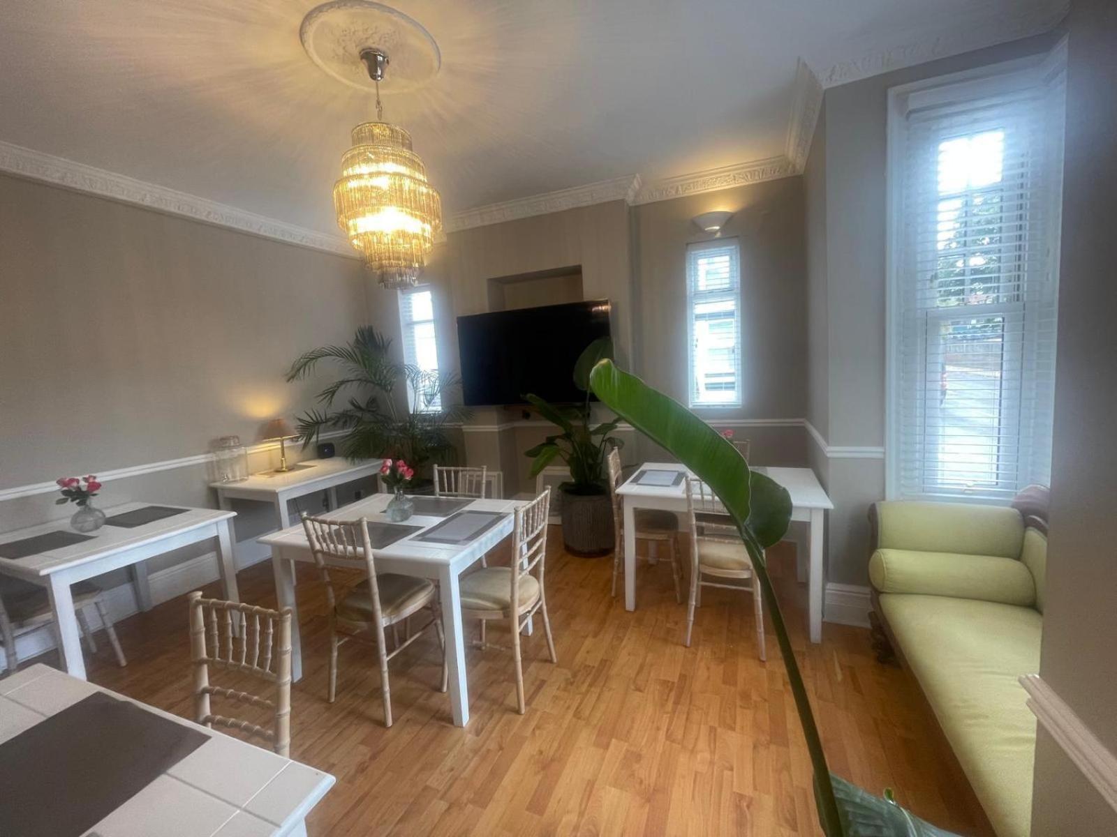 Central Hotel Norwich Bagian luar foto