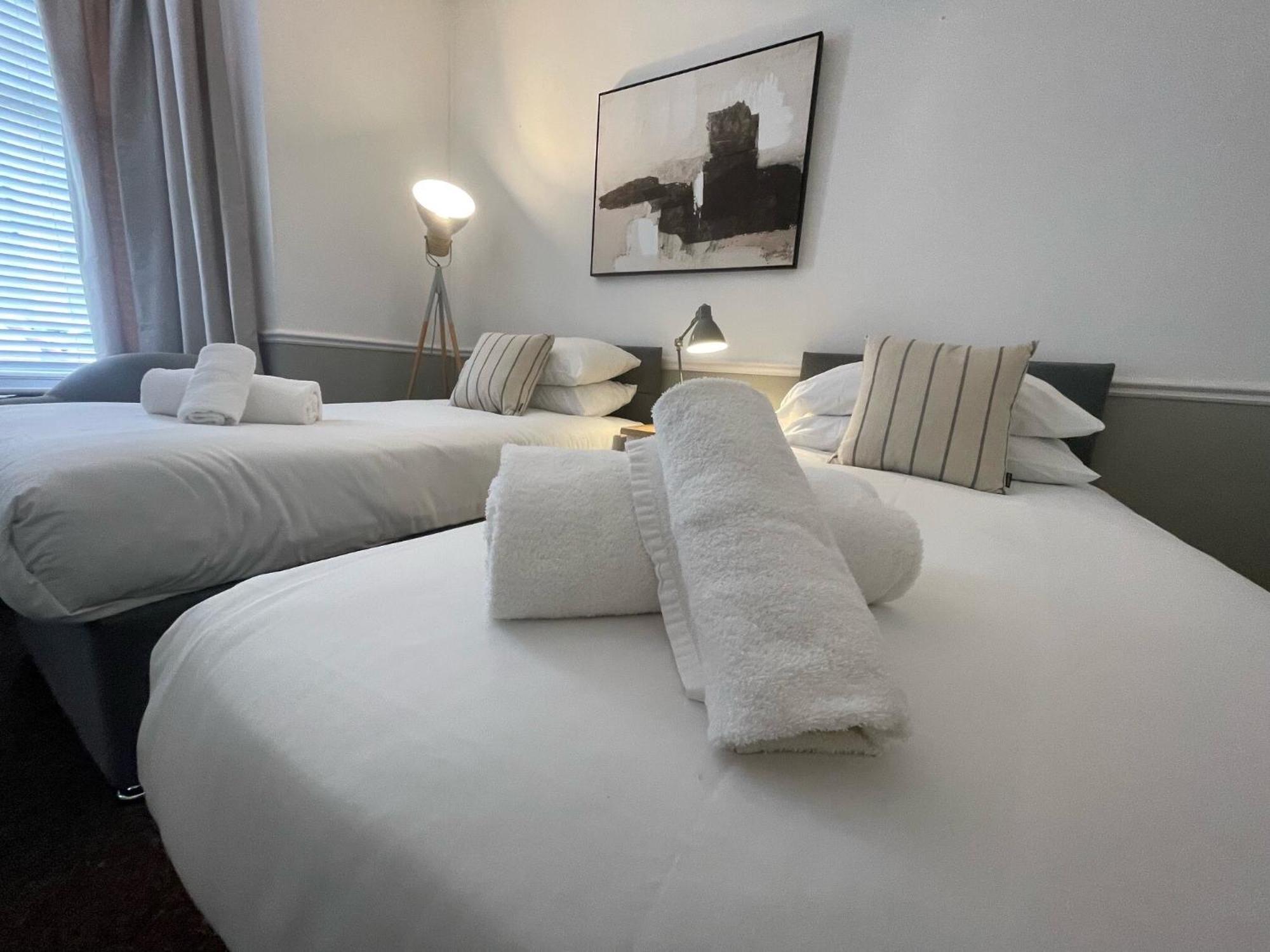 Central Hotel Norwich Bagian luar foto