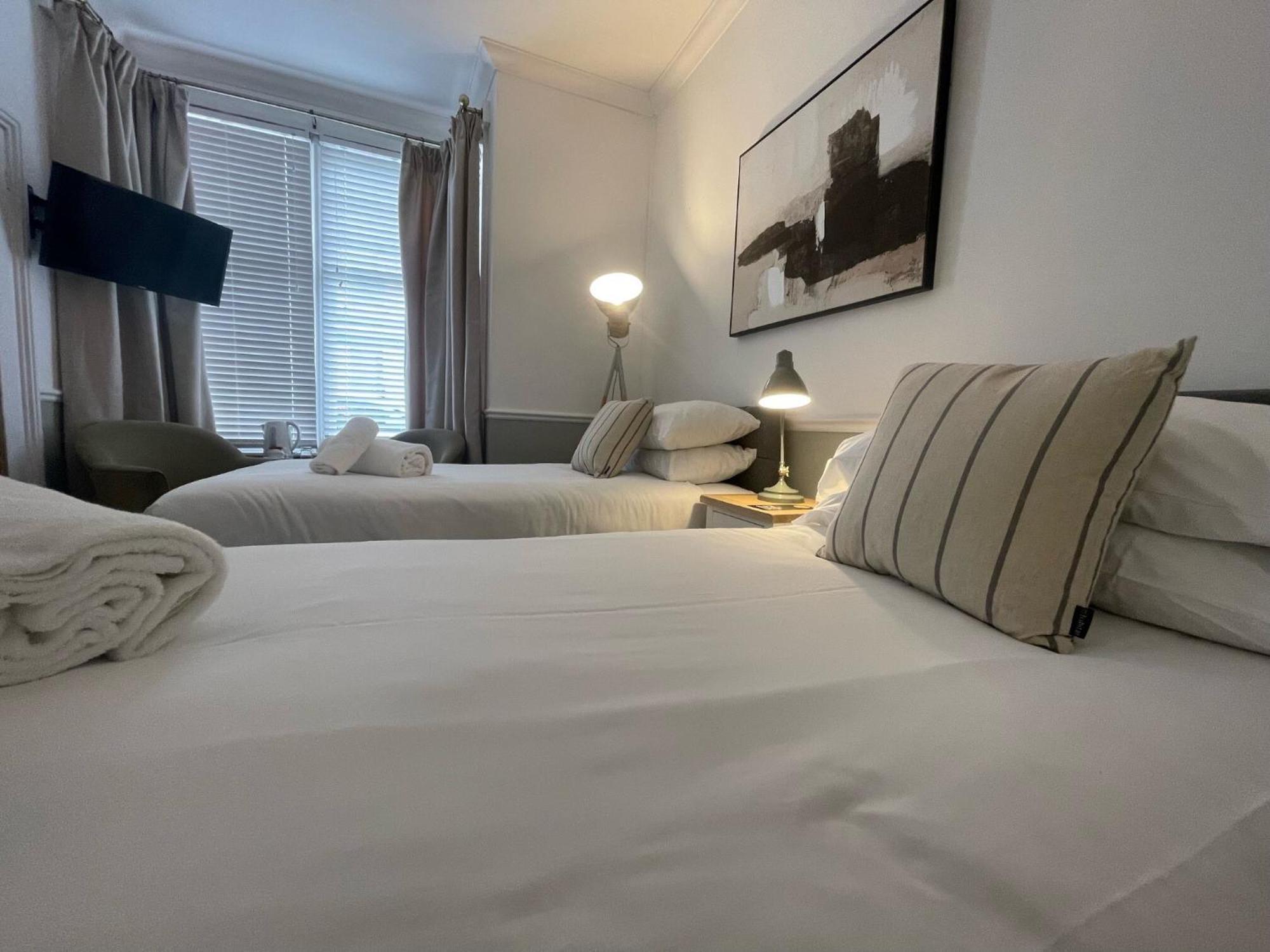 Central Hotel Norwich Bagian luar foto